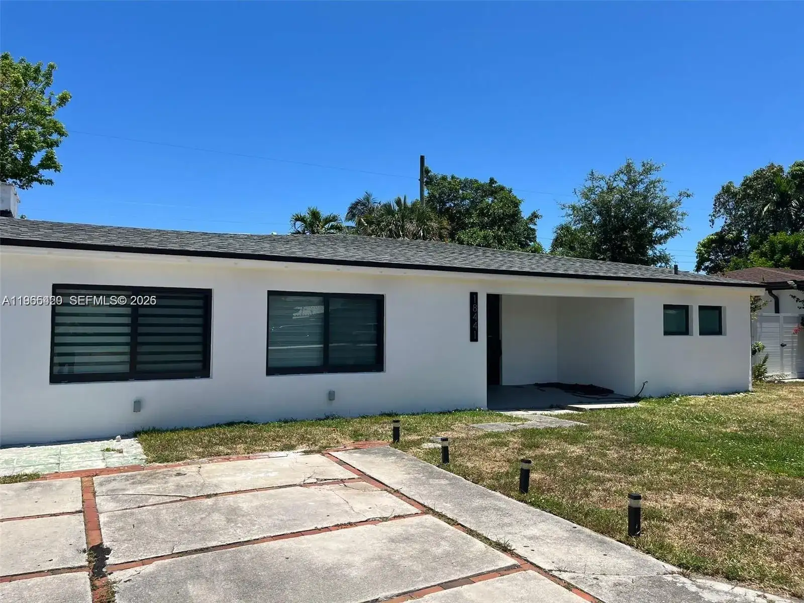 18441 NE 21st Ave, North Miami Beach FL 33179 photo 4