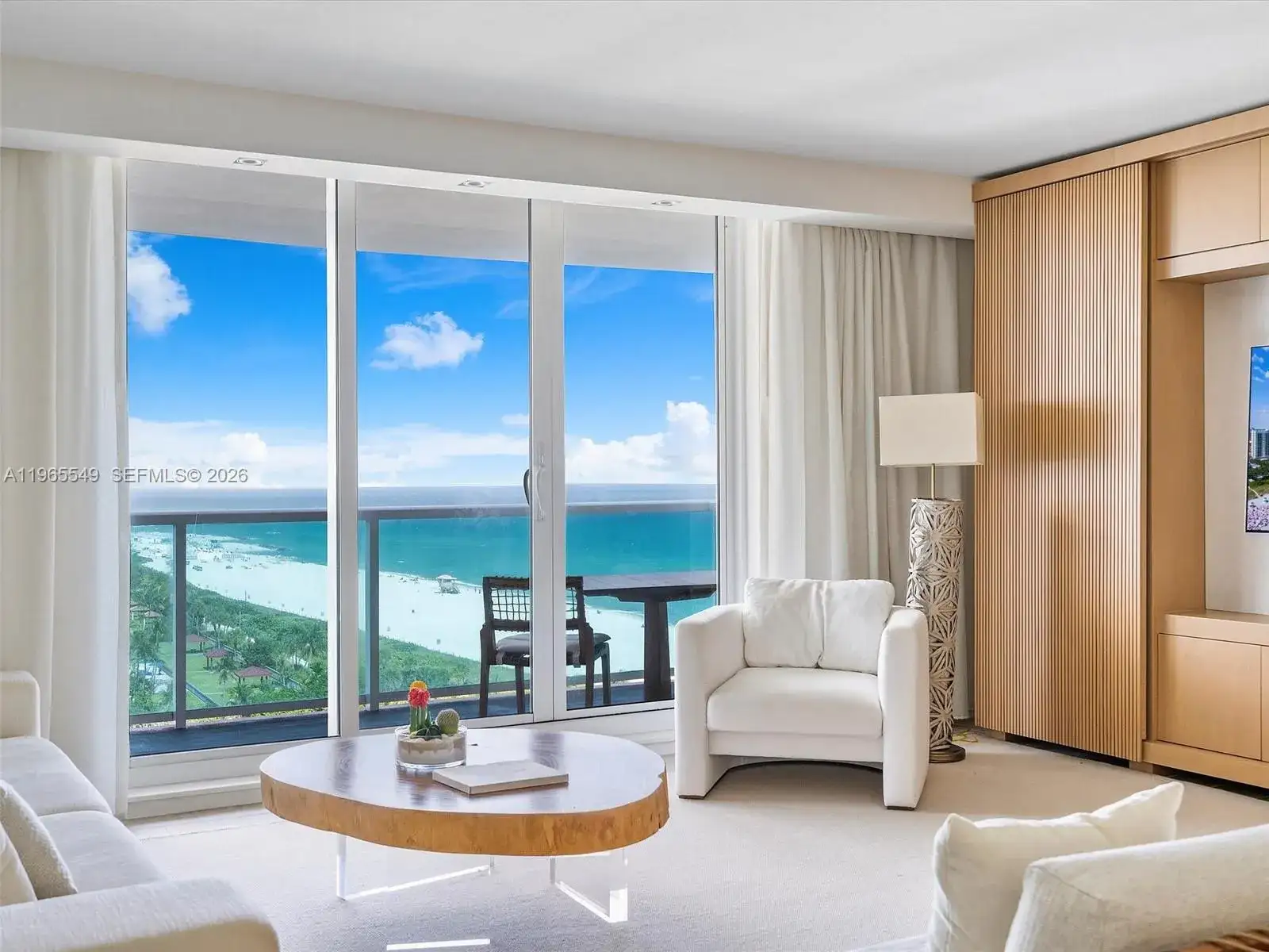 102 24th St # 1119, Miami Beach FL 33139 photo 3