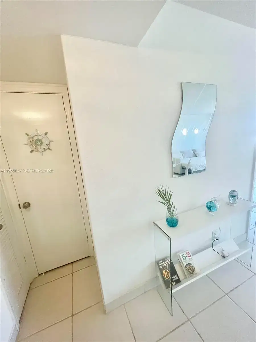1817 S Ocean Dr # 219, Hallandale Beach FL 33009 photo 4
