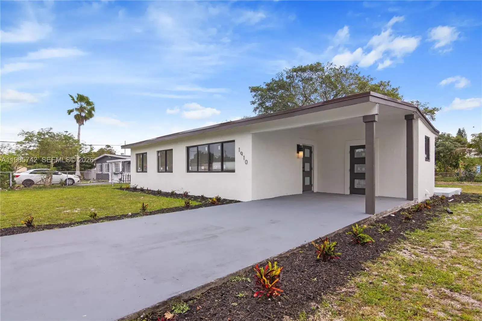 1910 NW 134th St, Miami FL 33167 photo 5