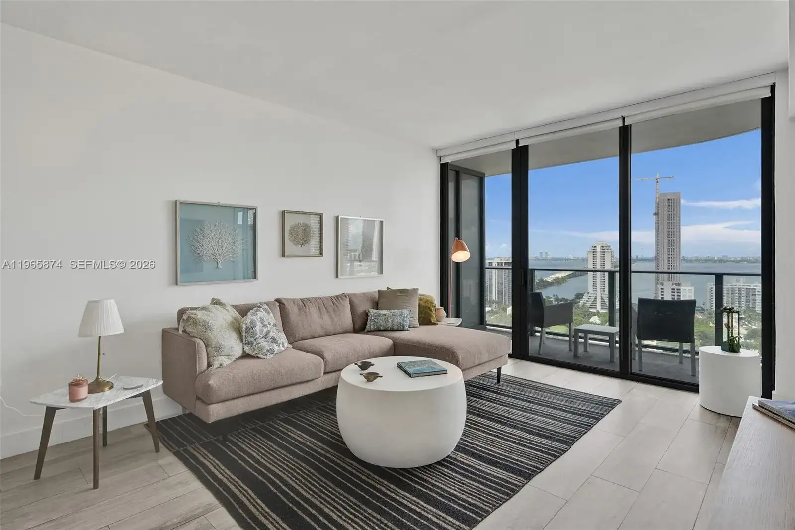 121 NE 34th St # 2205, Miami FL 33137 photo 2