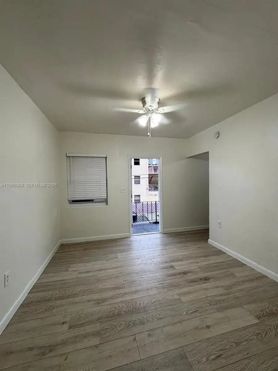 200 NW 13th St # 5, Miami FL 33136 photo 3