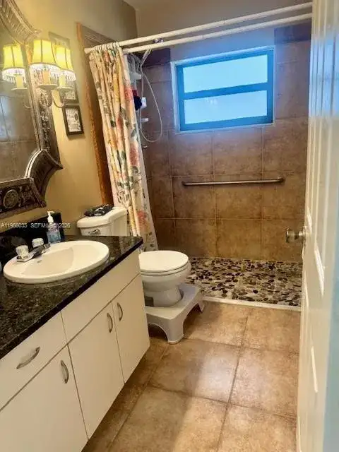 1481 SW 7th Ter, Deerfield Beach FL 33441 photo 3