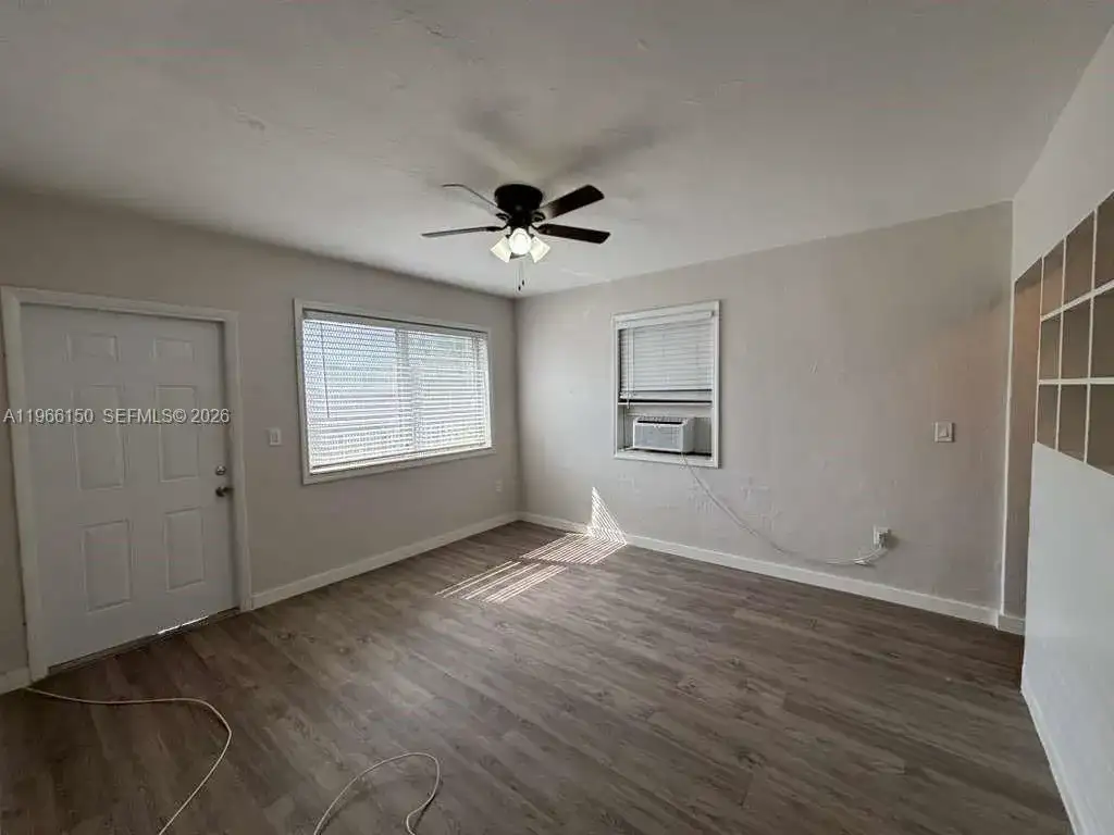 301 Sharar Ave # 4, Opa-Locka FL 33054 photo 3