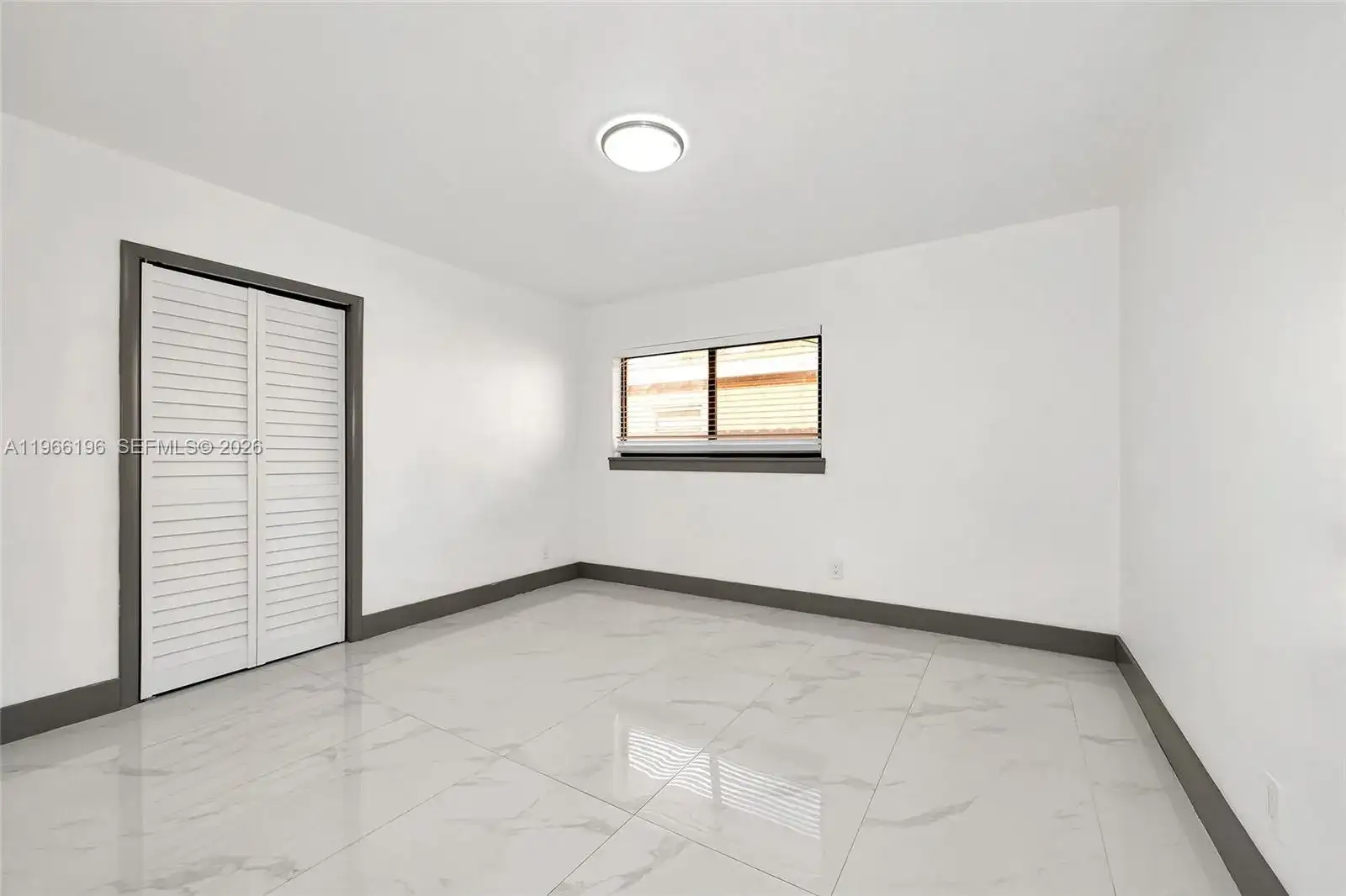 2221 Charleston St, Hollywood FL 33020 photo 5
