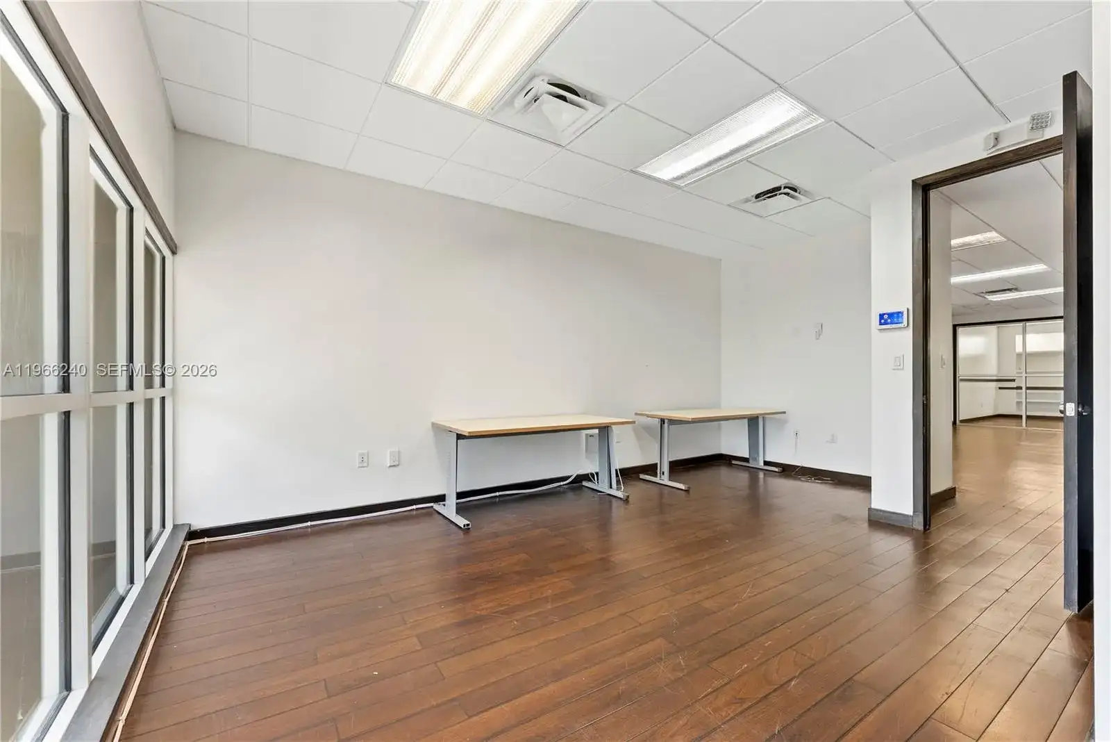 20185 NE 16th Pl, Miami FL 33179 photo 4