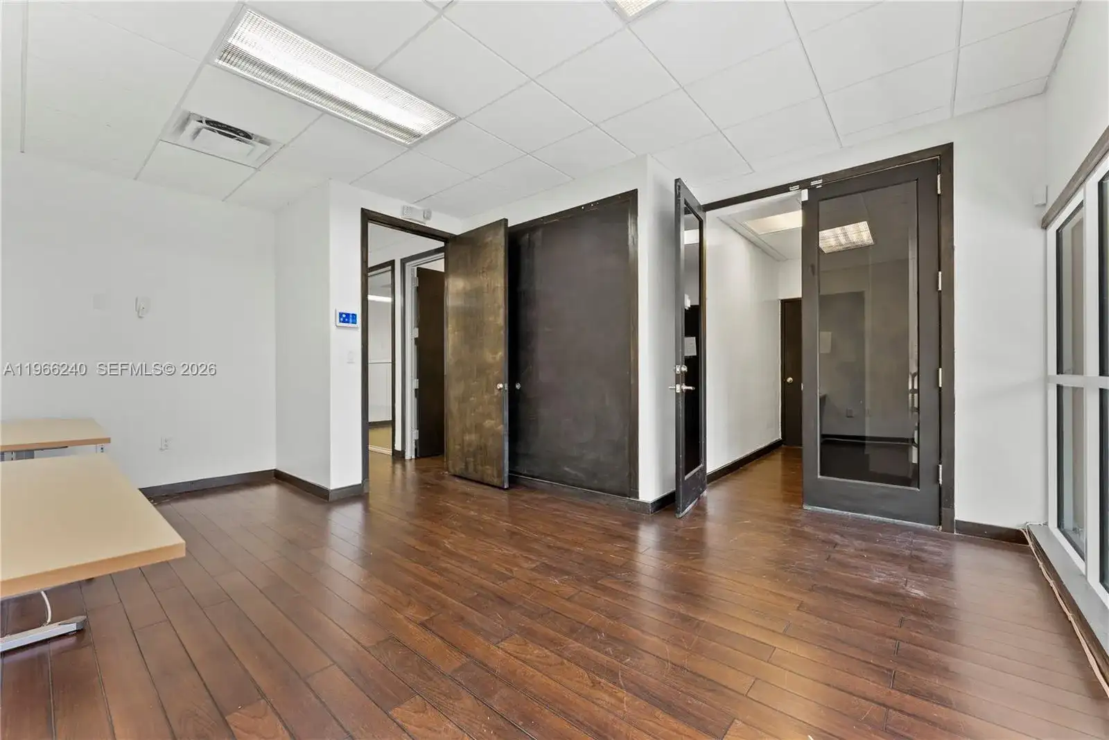 20185 NE 16th Pl, Miami FL 33179 photo 5