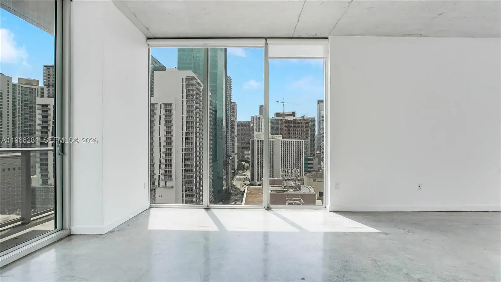 151 SE 1st St # 2101, Miami FL 33131 photo 4
