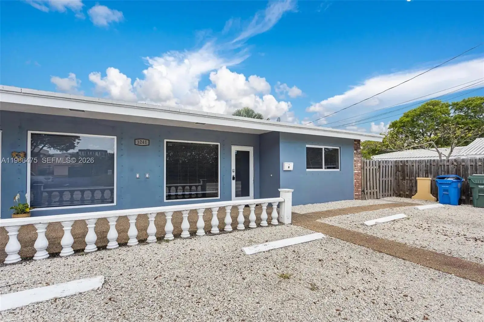 3241 NE 17th Ave, Oakland Park FL 33334 photo 3