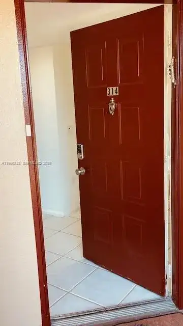 950 SW 138th Ave # 314B, Pembroke Pines FL 33027 photo 4