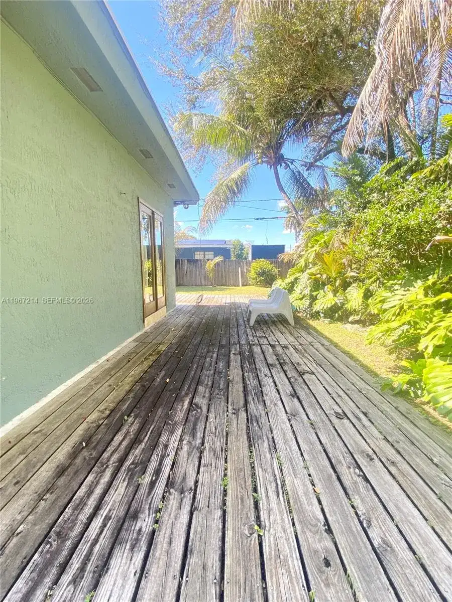5975 SW 60th St, South Miami FL 33143 photo 5