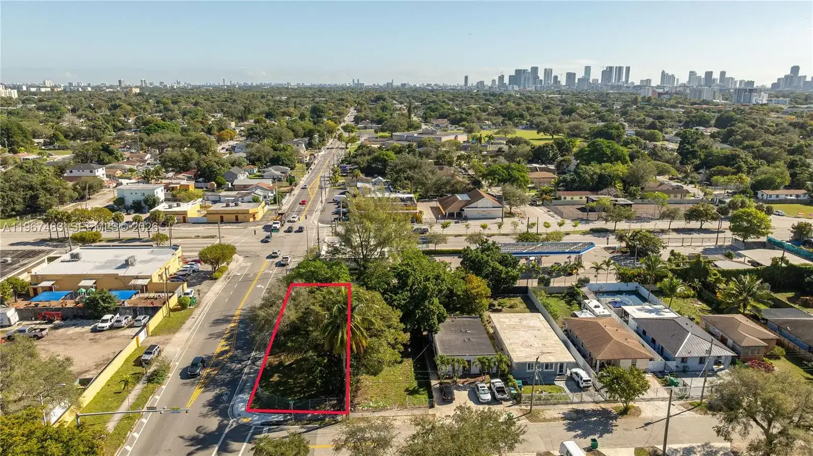 2226 NW 46th St, Miami FL 33142 photo 4