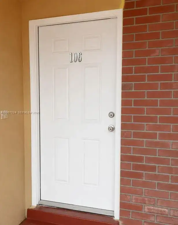 20400 NW 7 # 106, Miami Gardens FL 33169 photo 2