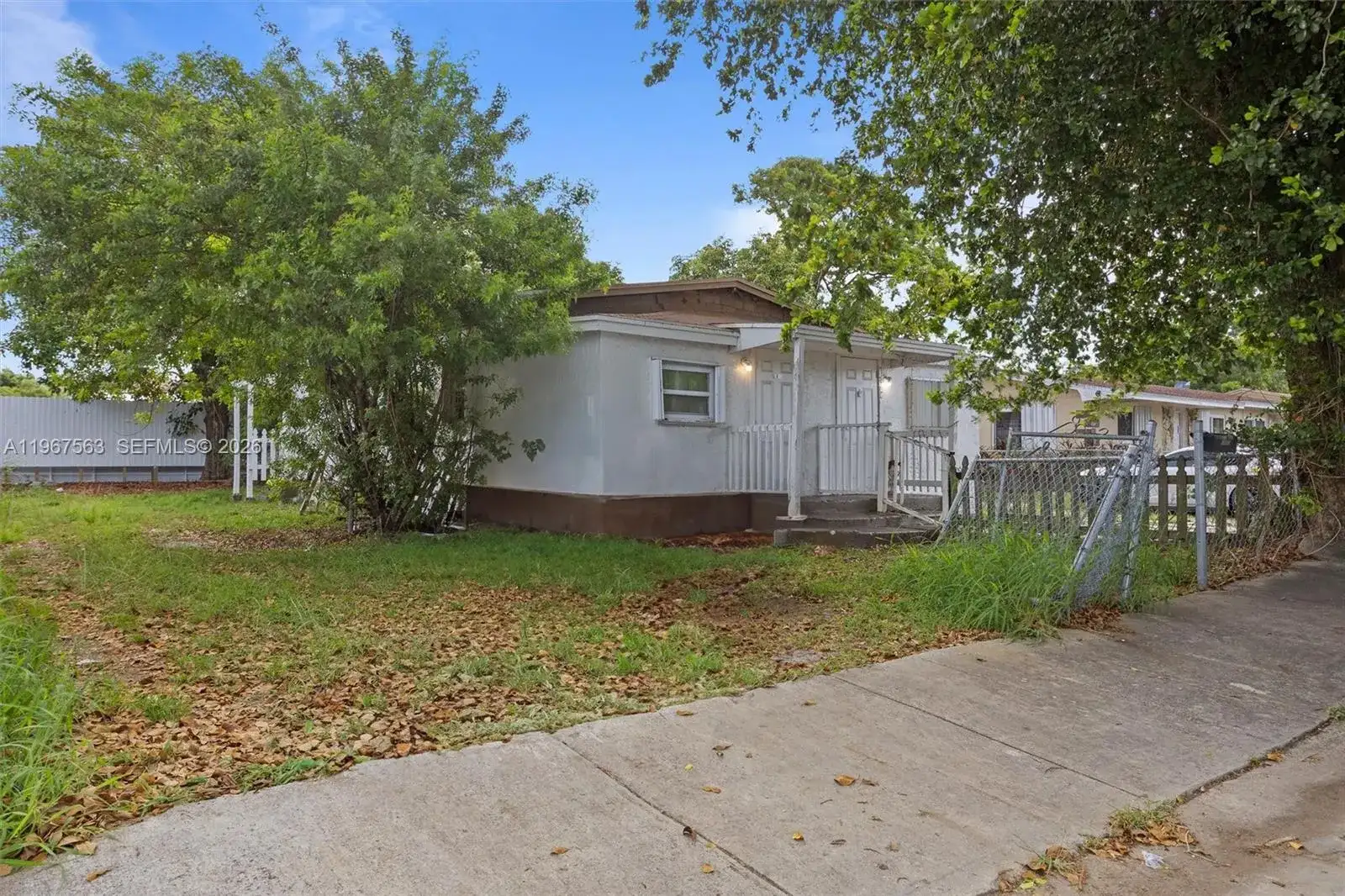 10601 SW 172nd St, Miami FL 33157 photo 2
