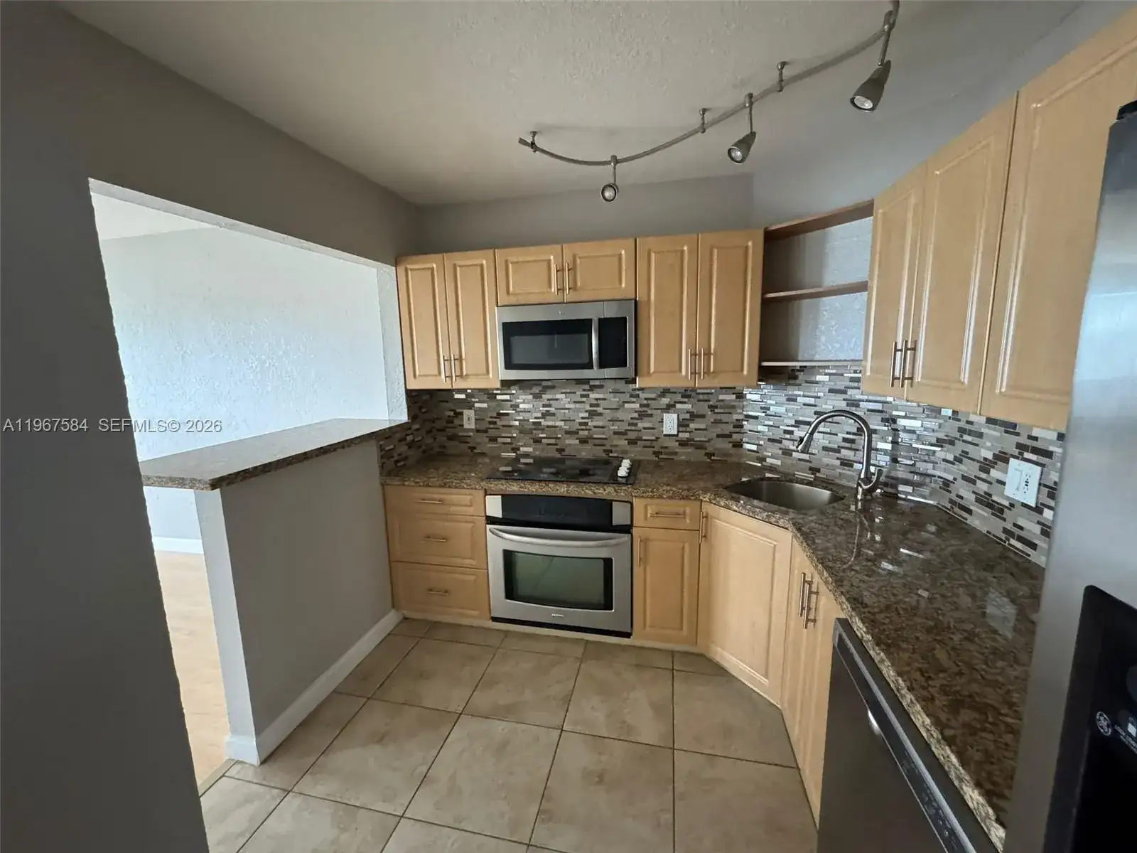 3301 Spanish Moss Ter # 604, Lauderhill FL 33319 photo 4