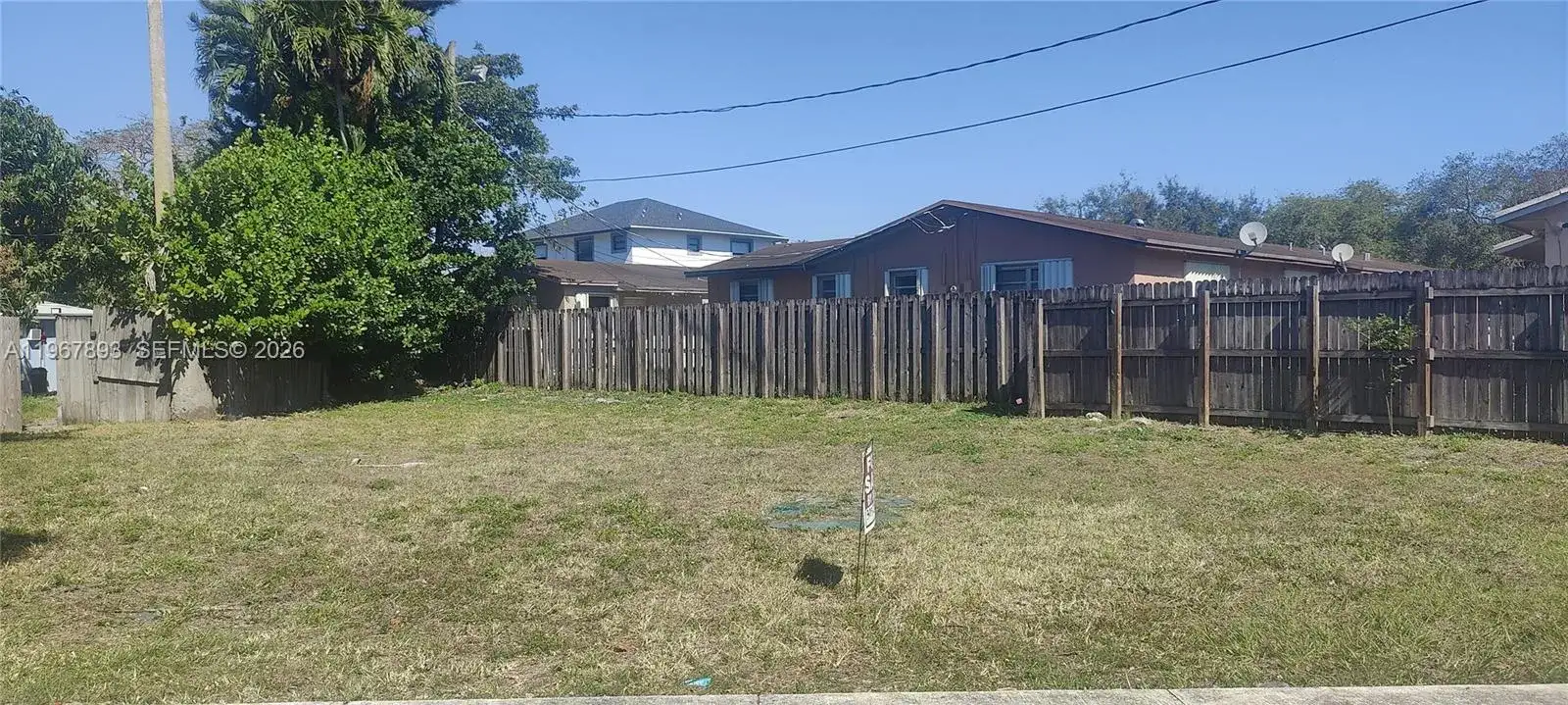 5825 Fillmore St, Hollywood FL 33021 photo 2