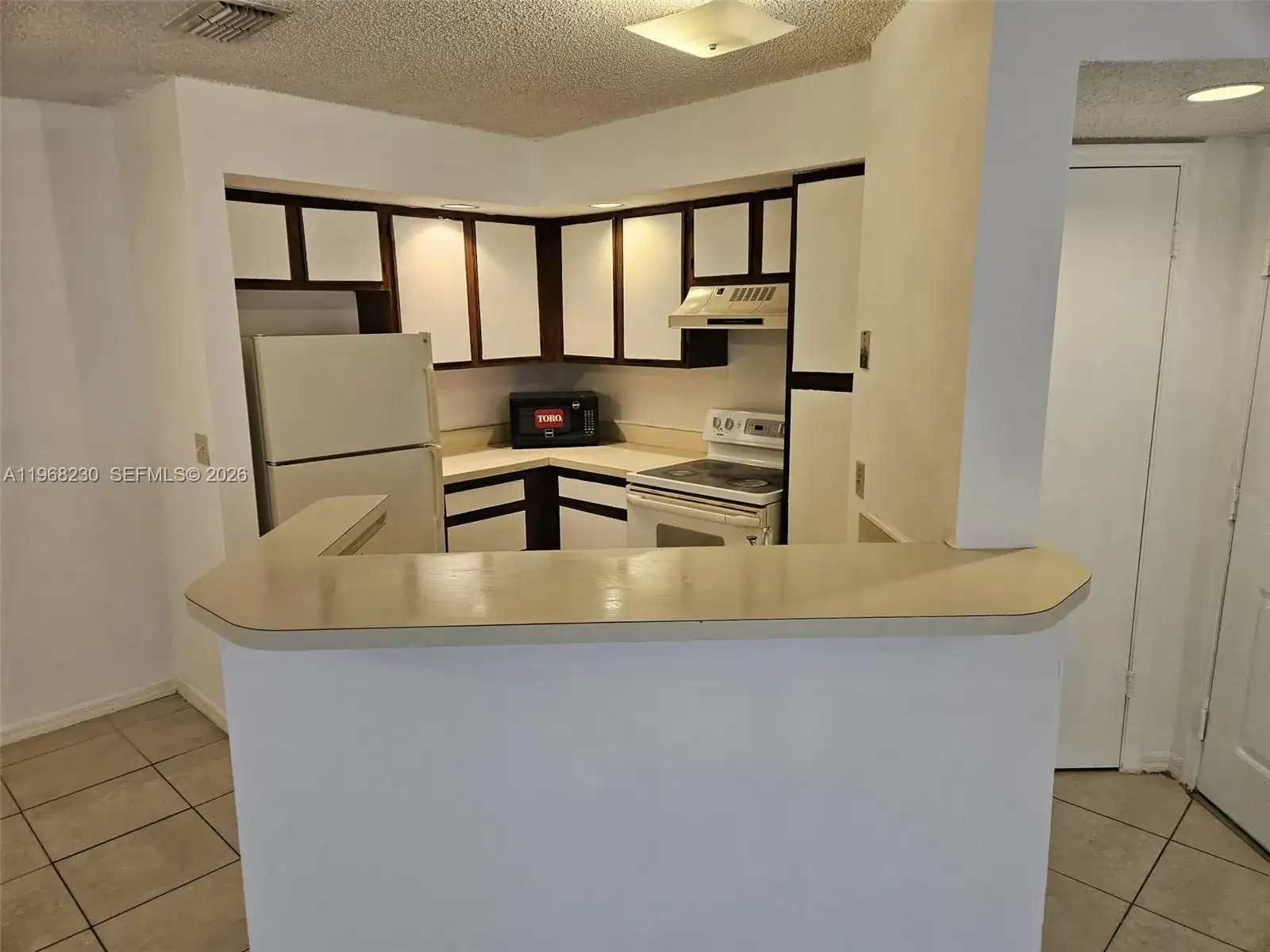 3300 N Pinewalk Dr N # 1911, Margate FL 33063 photo 4