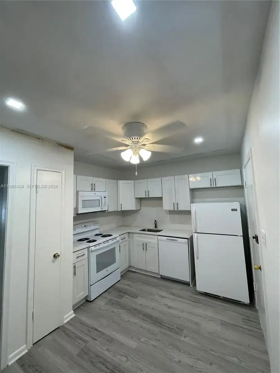 2251 NW 48th Ter # 215, Lauderhill FL 33313 photo 3