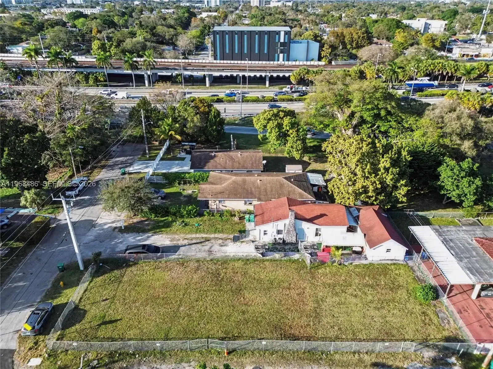 3801 NW 23rd Ave, Miami FL 33142 photo 2