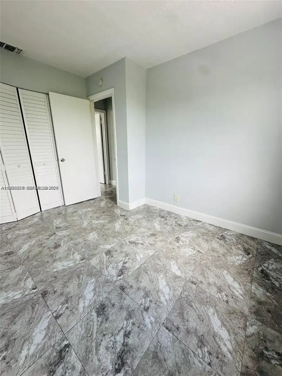 5 NE 16th Ct, Fort Lauderdale FL 33305 photo 3