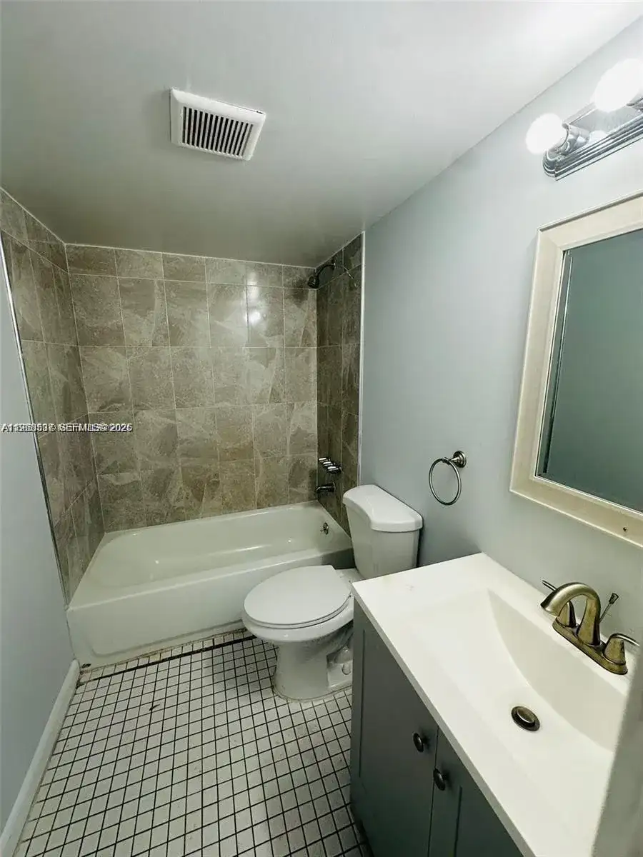 5 NE 16th Ct, Fort Lauderdale FL 33305 photo 5