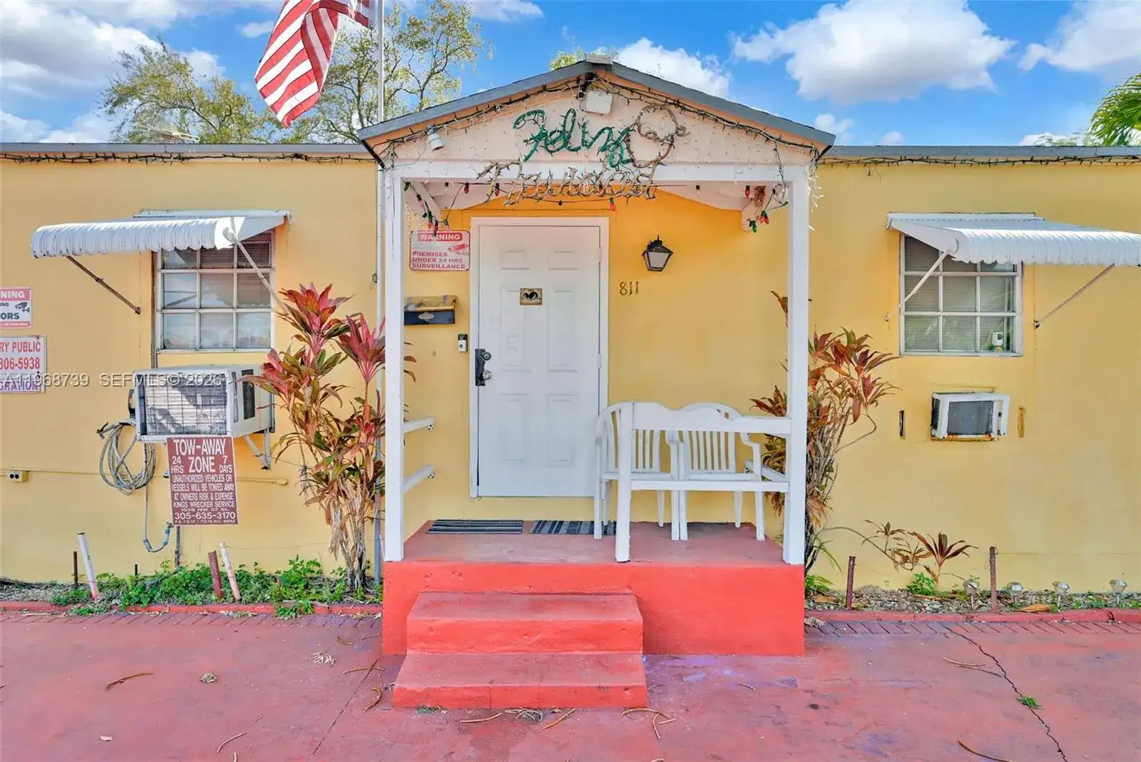 811 NW 24th Ct, Miami FL 33125 photo 4