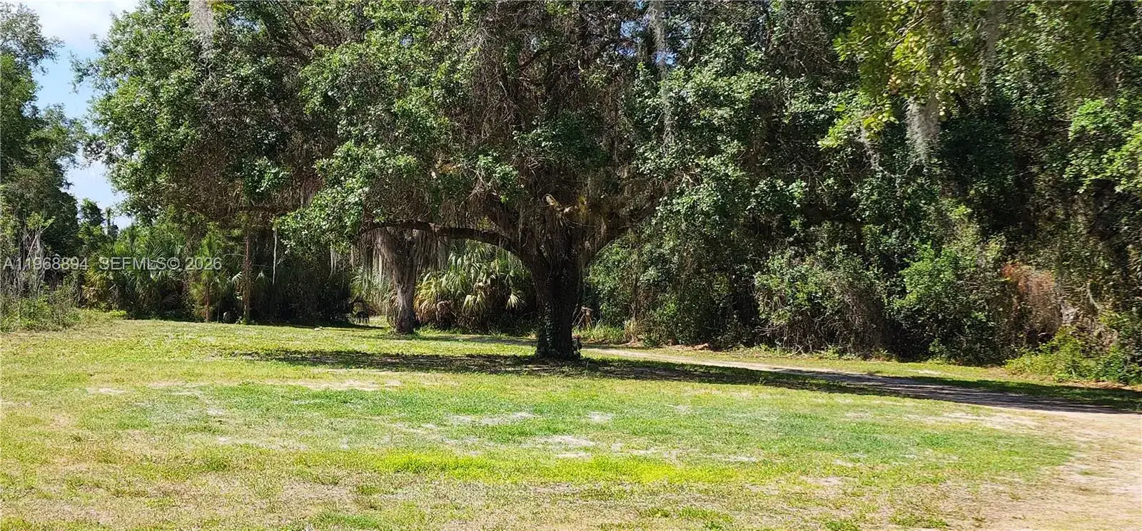 1209 County Rd 78, La Belle FL 33935 photo 2