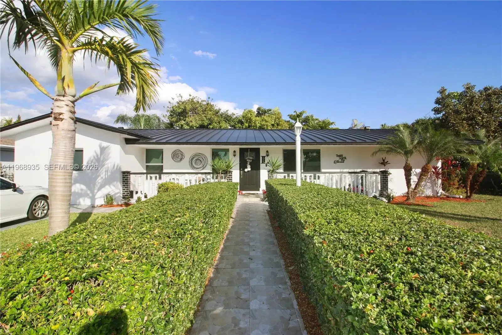 16323 SW 103rd Pl, Miami FL 33157 photo 2