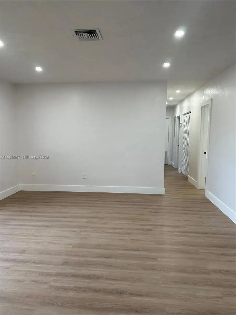 15200 SW 109 ave, Miami FL 33157 photo 4
