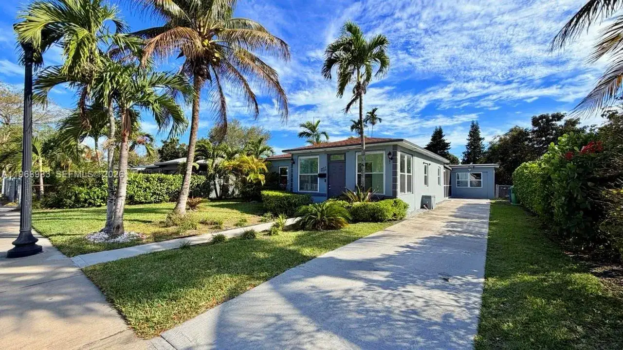 432 NW 103rd St, Miami FL 33150 photo 2