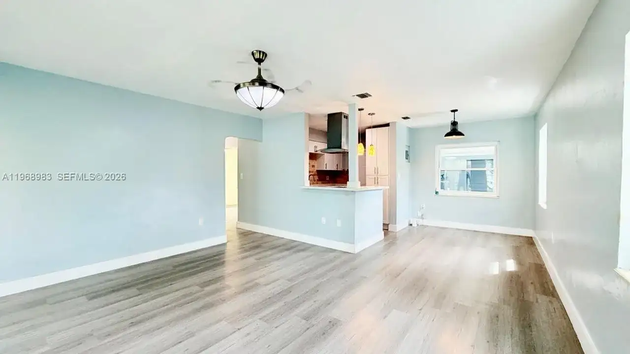 432 NW 103rd St, Miami FL 33150 photo 5