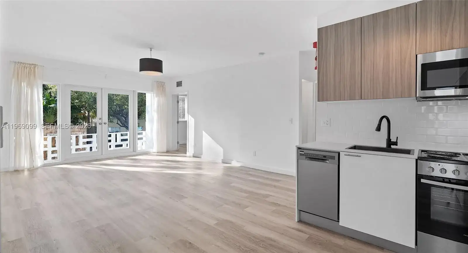 1561 Jefferson Avenue, Miami Beach FL 33139 photo 4