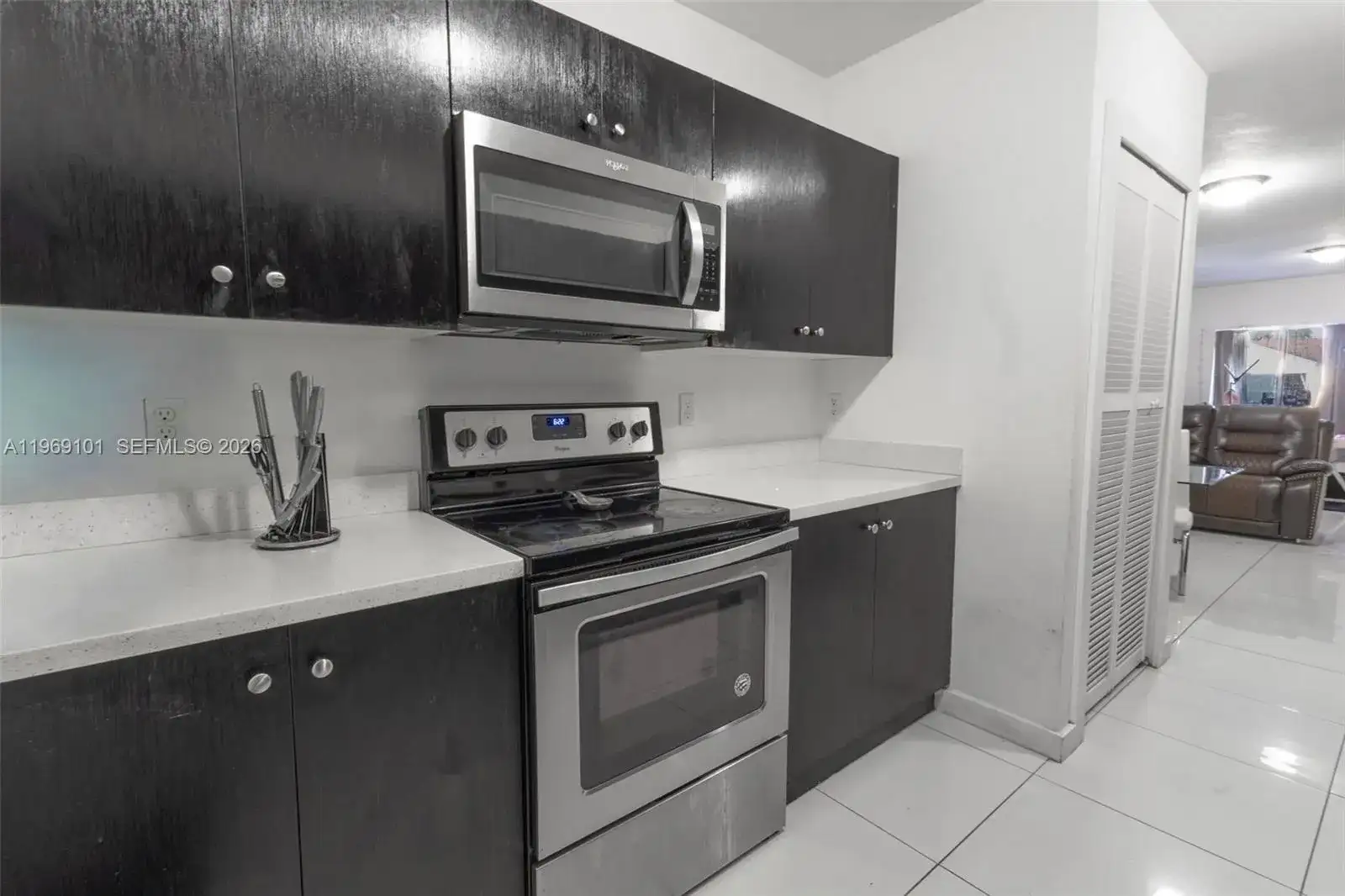 1998 NW 47th St, Miami FL 33142 photo 5