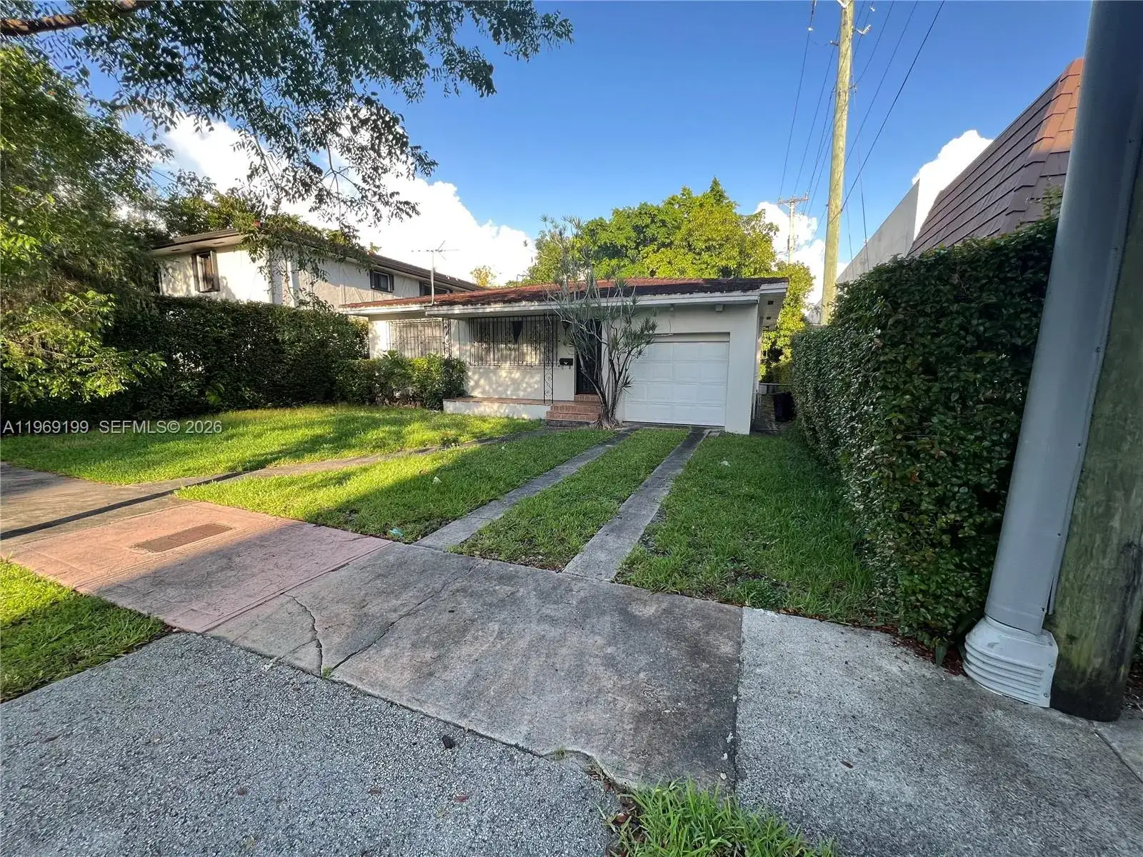 812 Columbus Blvd, Coral Gables FL 33134 photo 2