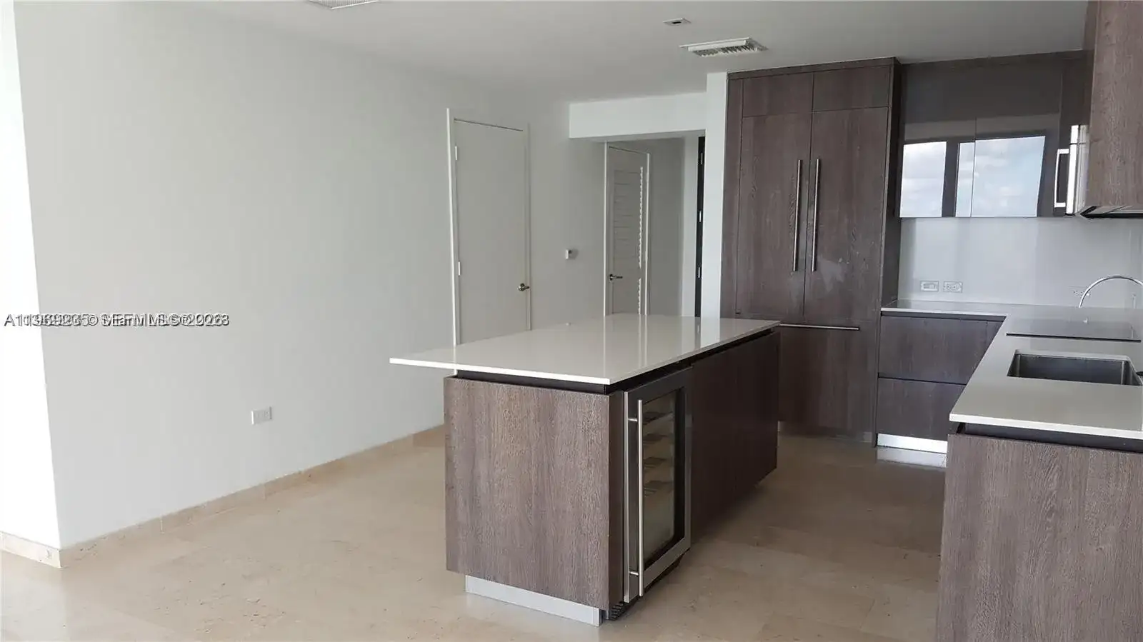 68 SE 6th St # 3305, Miami FL 33131 photo 5