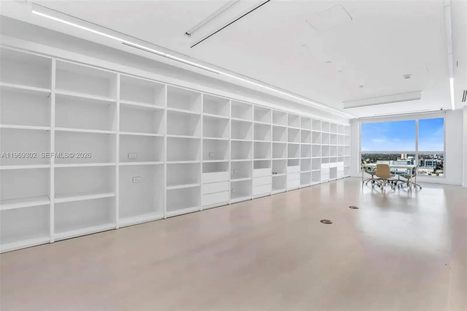 175 SW 7th St # 1715, Miami FL 33130 photo 4