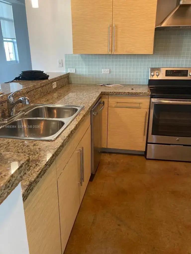1789 NE Miami Gardens Dr # W304, Miami FL 33179 photo 5
