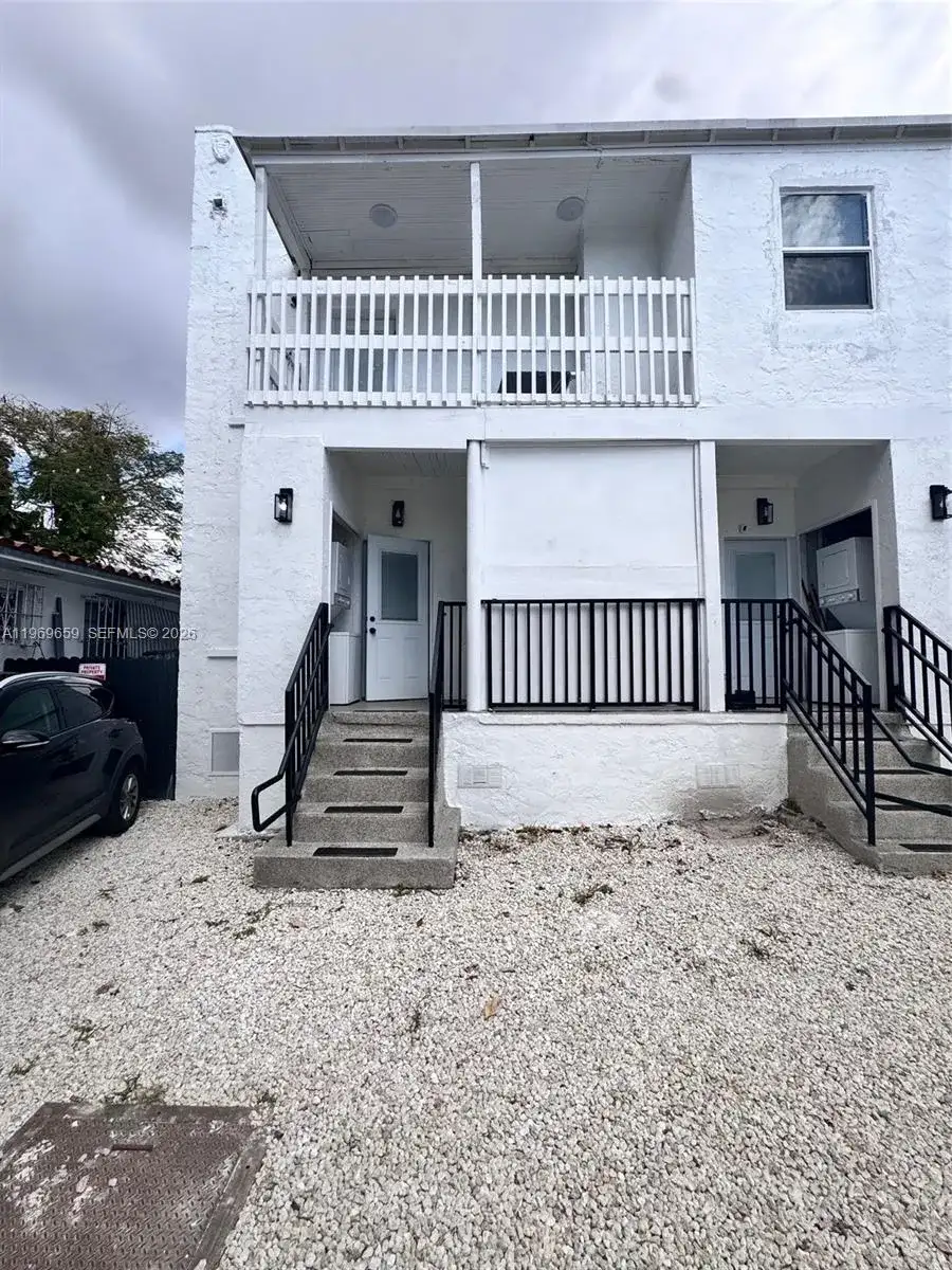 4028 SW 11th St, Miami FL 33134 photo 3