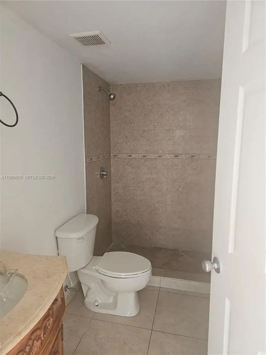 2647 NW 25th Ave # 408, Miami FL 33142 photo 4