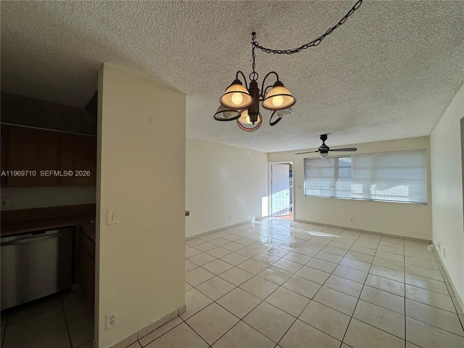 1024 Twin Lakes Dr # F, Coral Springs FL 33071 photo 4
