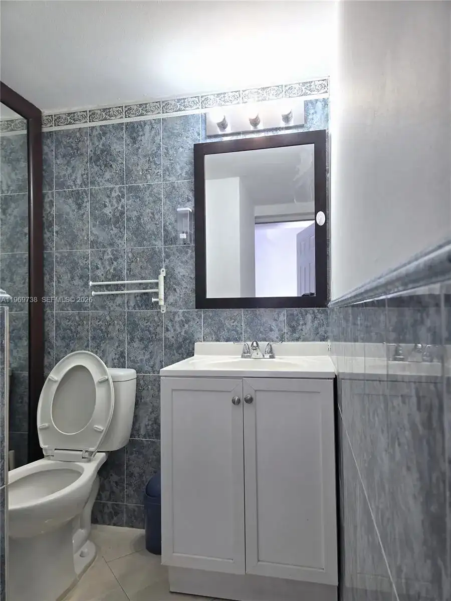 300 NW 107th Ave # 206, Miami FL 33172 photo 3