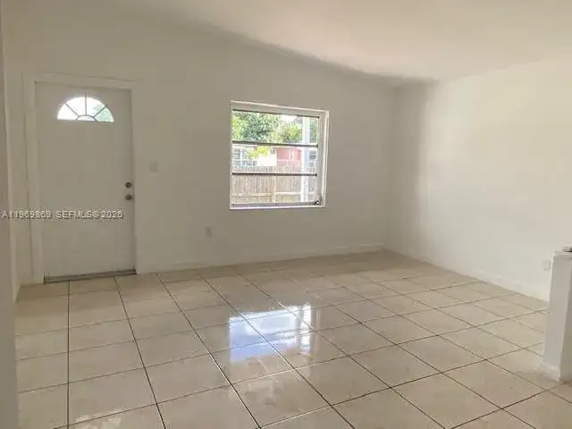 540 Opa Locka Blvd, North Miami FL 33168 photo 2