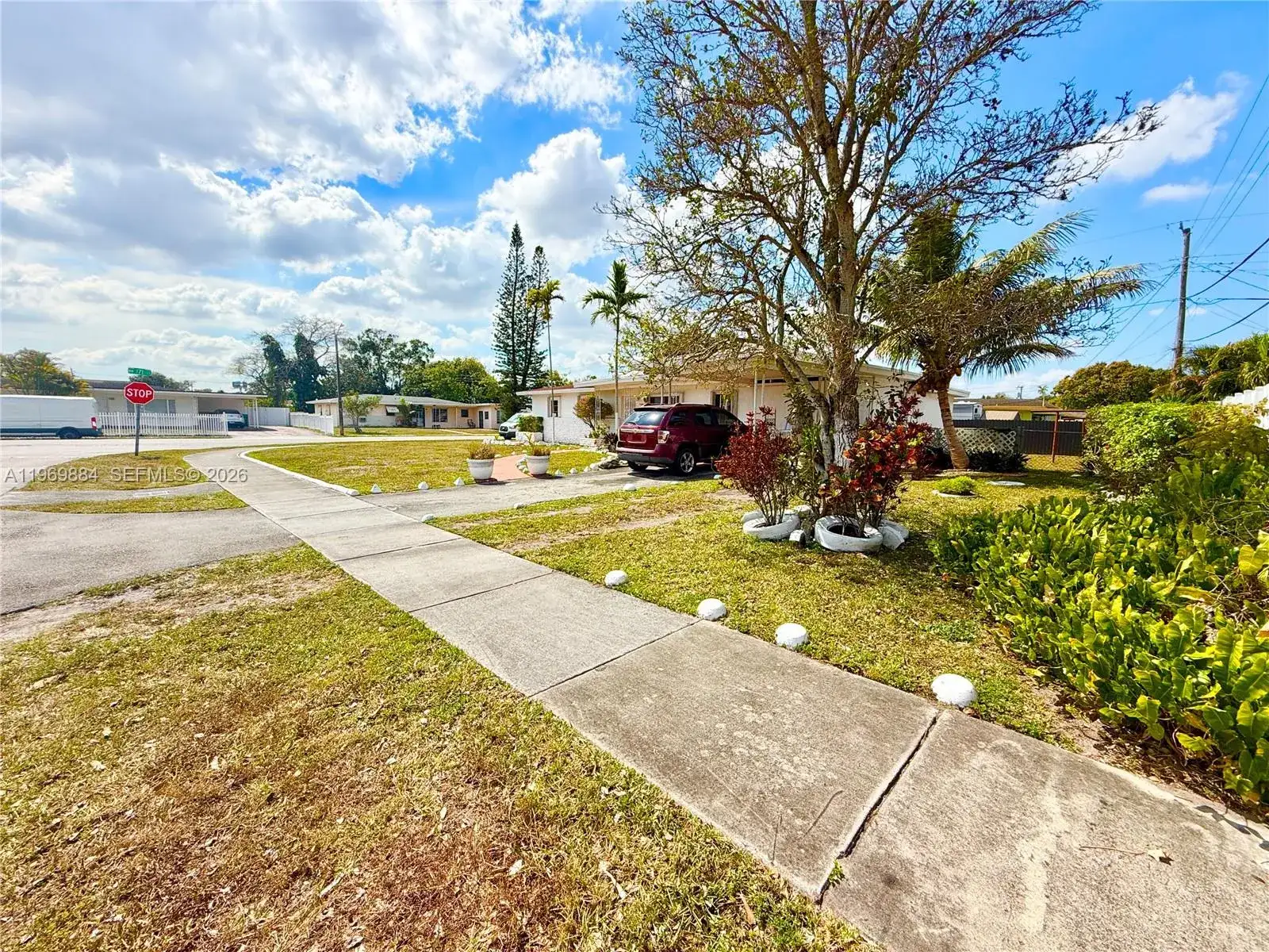 17100 NW 45th Ct, Miami Gardens FL 33055 photo 3