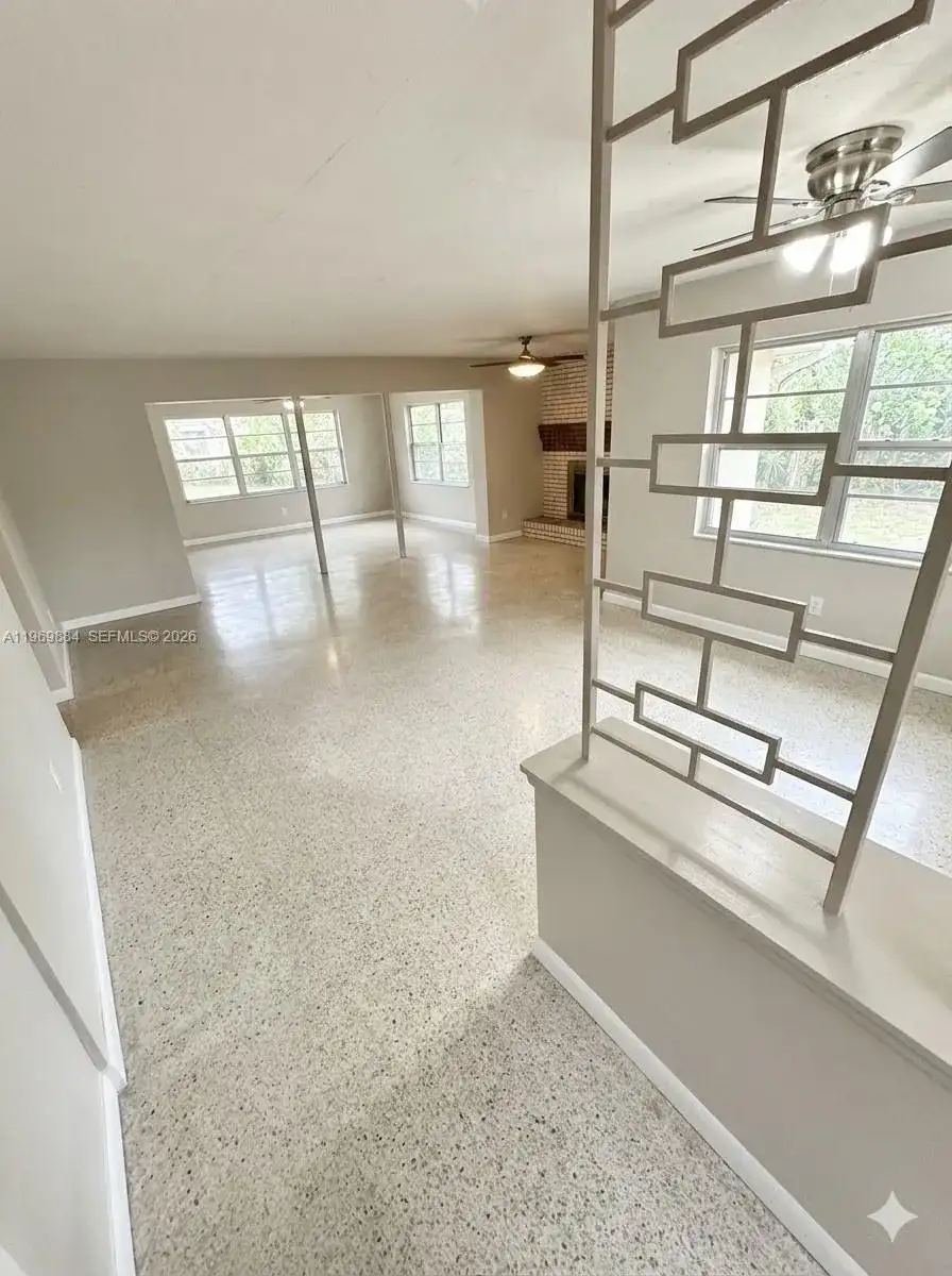 17100 NW 45th Ct, Miami Gardens FL 33055 photo 5