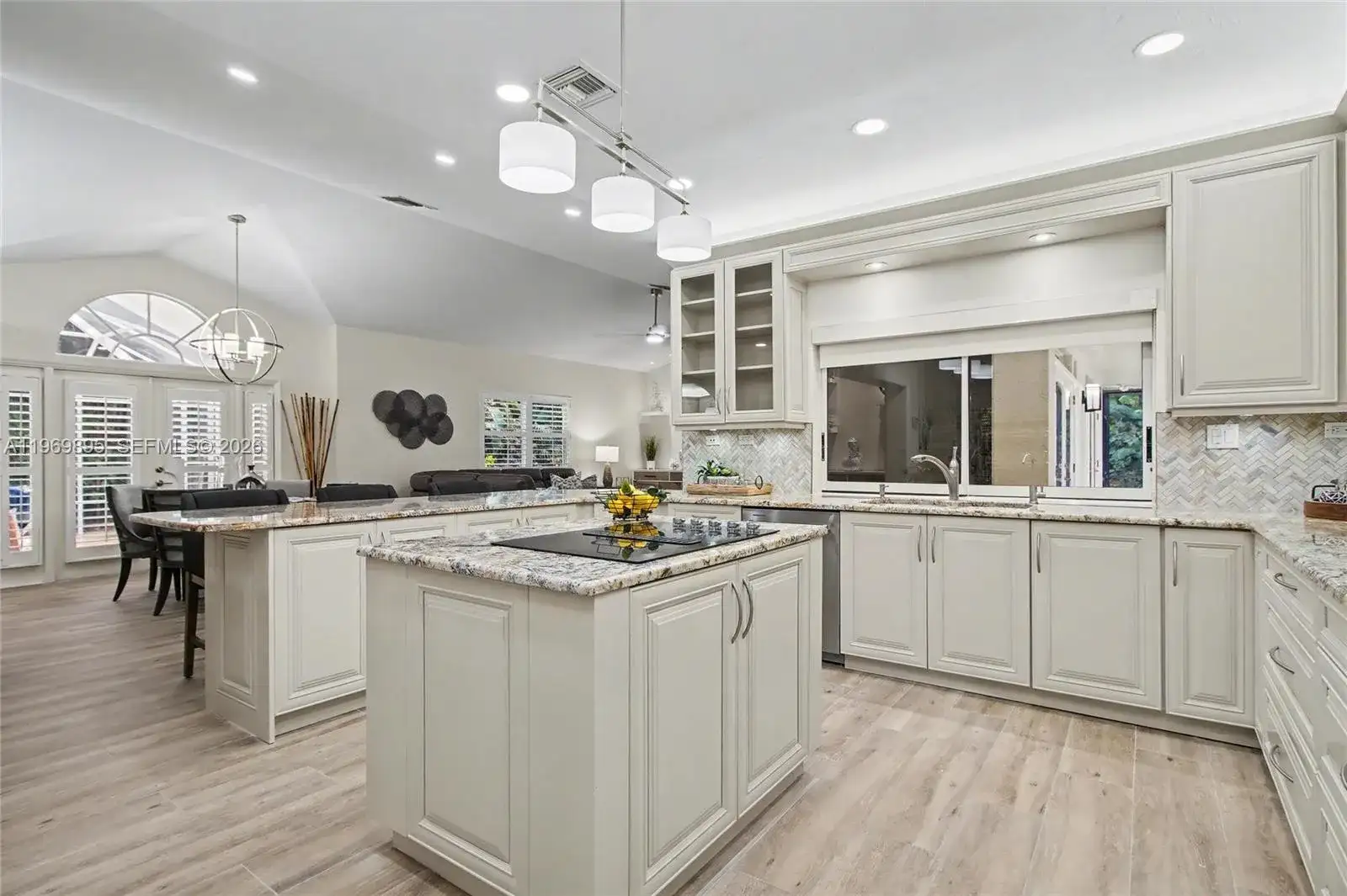 5186 Tallowood Way, Naples FL 34116 photo 5