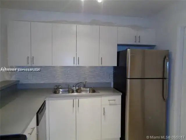 15205 NE 6th Ave # D212, Miami FL 33162 photo 3
