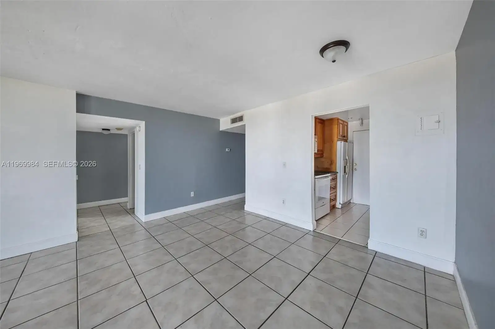 2350 NE 135th St # 811, North Miami FL 33181 photo 4