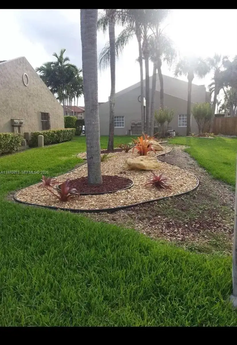 6435 SW 130th Ave # 305, Miami FL 33183 photo 2