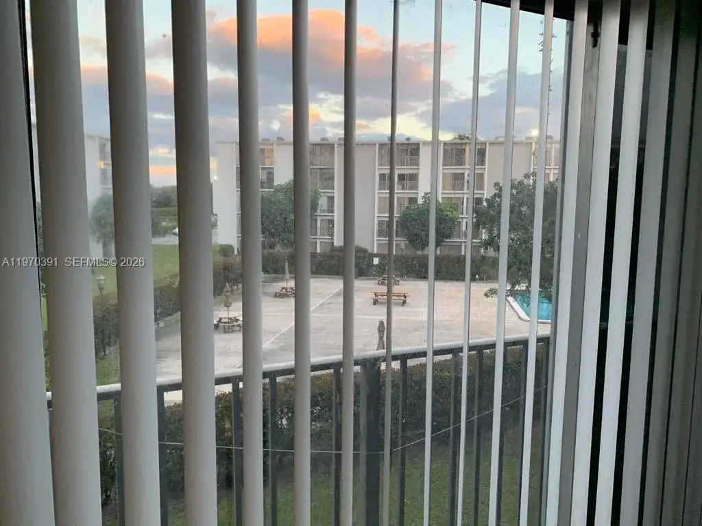 8700 N Sherman Cir # 305, Miramar FL 33025 photo 2
