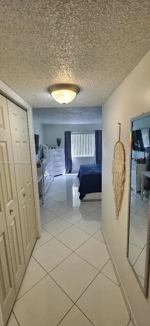 327 Lakeview Dr # 103, Weston FL 33326 photo 3